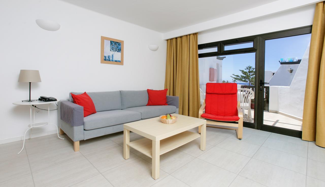 Club Oceano Appartement Puerto del Carmen  Buitenkant foto